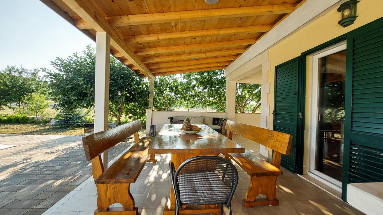 Villa Legacy Krusvar المظهر الخارجي الصورة